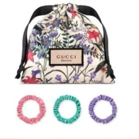 Gucci Floral VIP Drawstring Pouch with Set of 3 Scrunchies - Picture 1 of 2